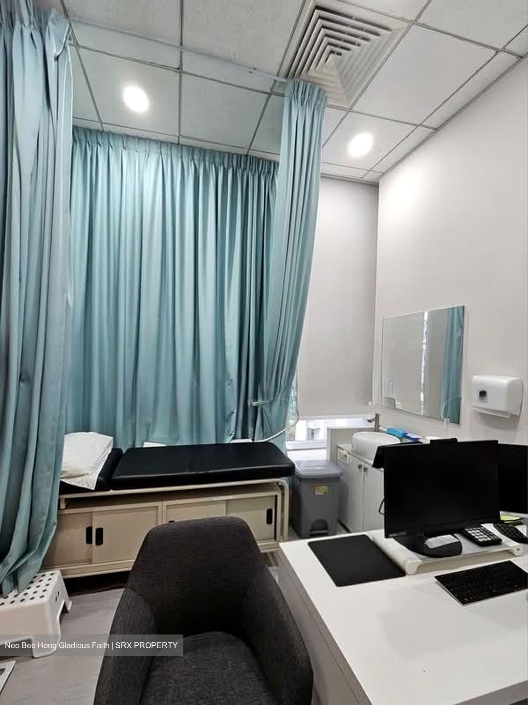 Oasia Hotel/novena Specialist Center (D11), Retail #550943601